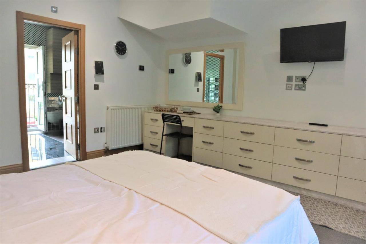 Camden Rooms 2 ลอนดอน ภายนอก รูปภาพ