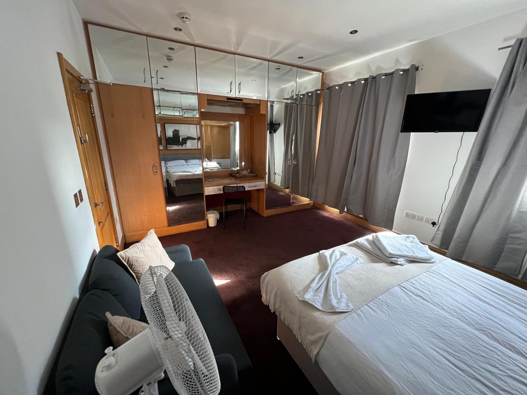 Camden Rooms 2 ลอนดอน ภายนอก รูปภาพ
